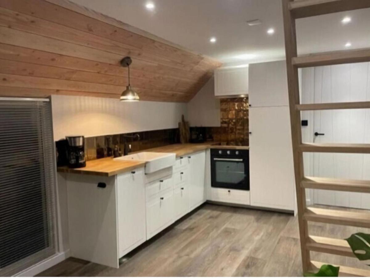 Holiday Home Heeresteeg In Nieuwleusen With Garden De Meele エクステリア 写真